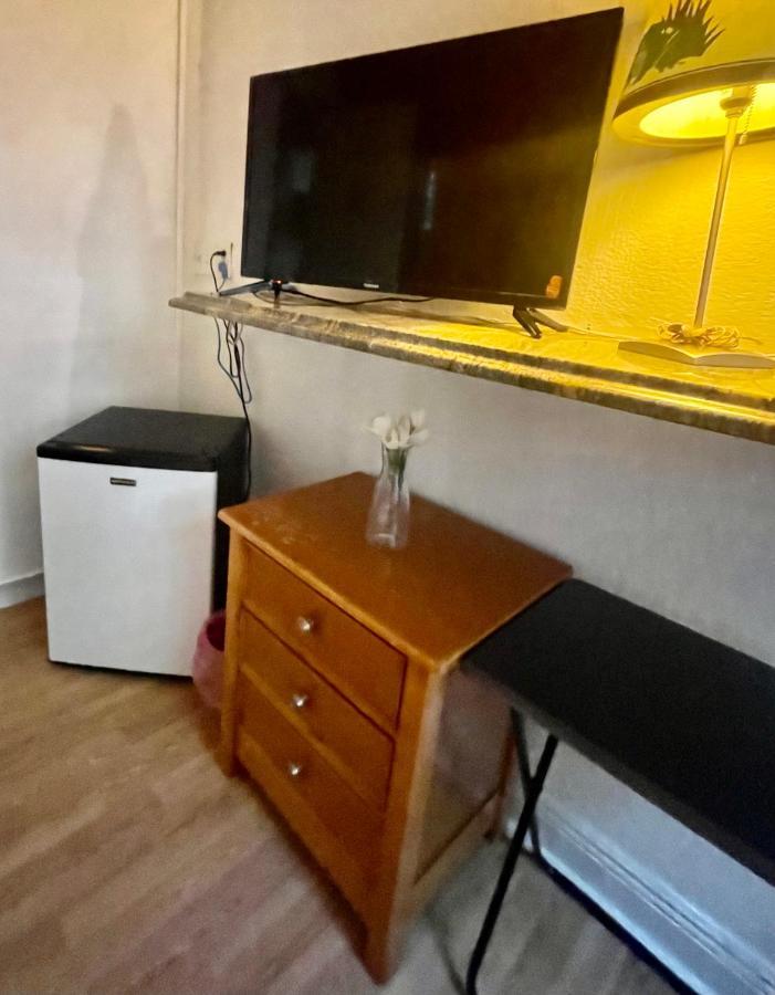 Habitacion Centrica Calle 8 マイアミ エクステリア 写真